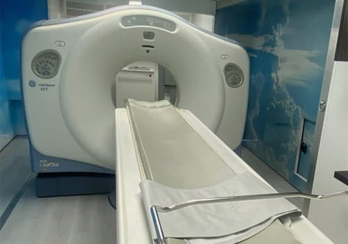 GE Discovery VCT 64/128 Mobile Scanner